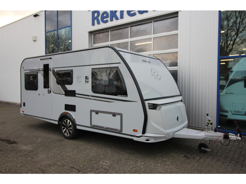 Knaus Sudwind Black Selection 460 EU AIRCO AKTIE JULI MAAND  foto: 2