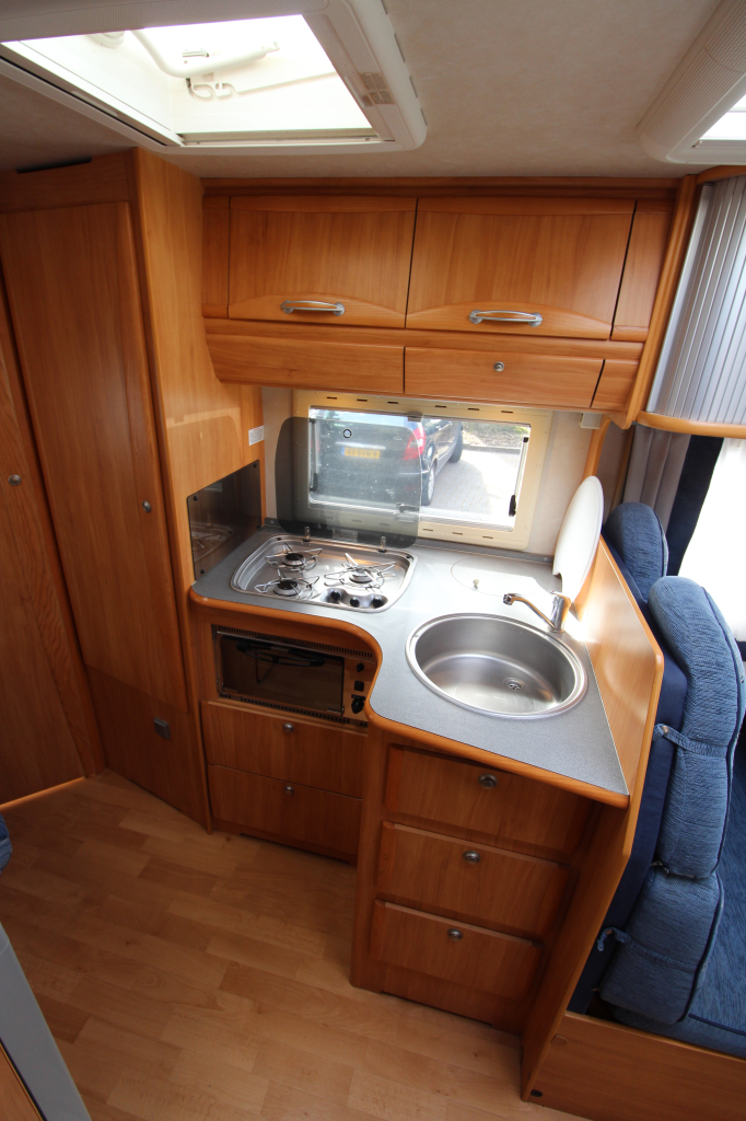 Adria Coral 650SP photo: 6