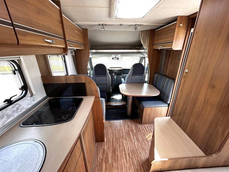 Bürstner Nexxo T 610 Fransbed/6-m/INRUILKOOPJE  foto: 7
