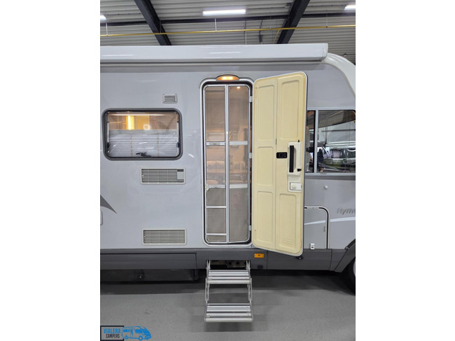 Hymer B 674 SL foto: 1