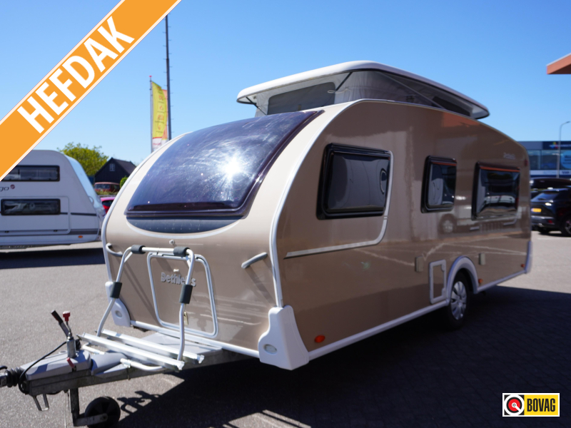 Dethleffs Tourist HD 460 MET UNICO VOORTENT