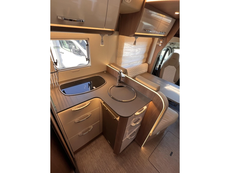 Bürstner Harmony 700 TD Scooterdrager  foto: 13