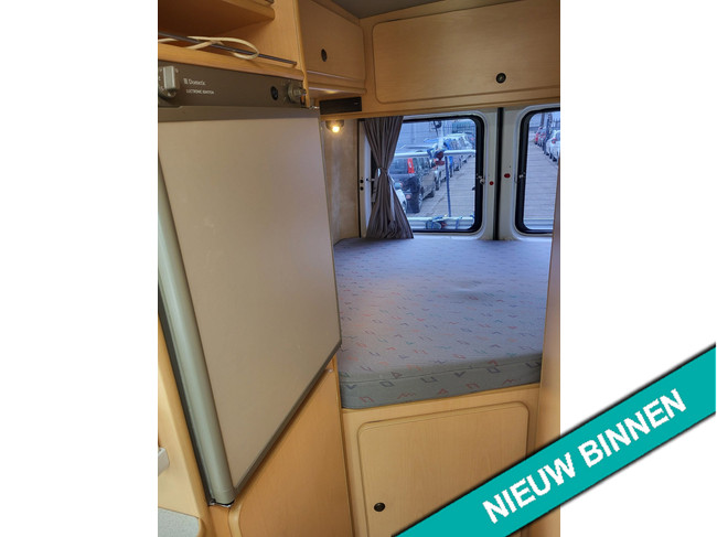 Volkswagen LT 28A TDI Fabriekscamper ZONNEPANELEN OMVORMER foto: 10