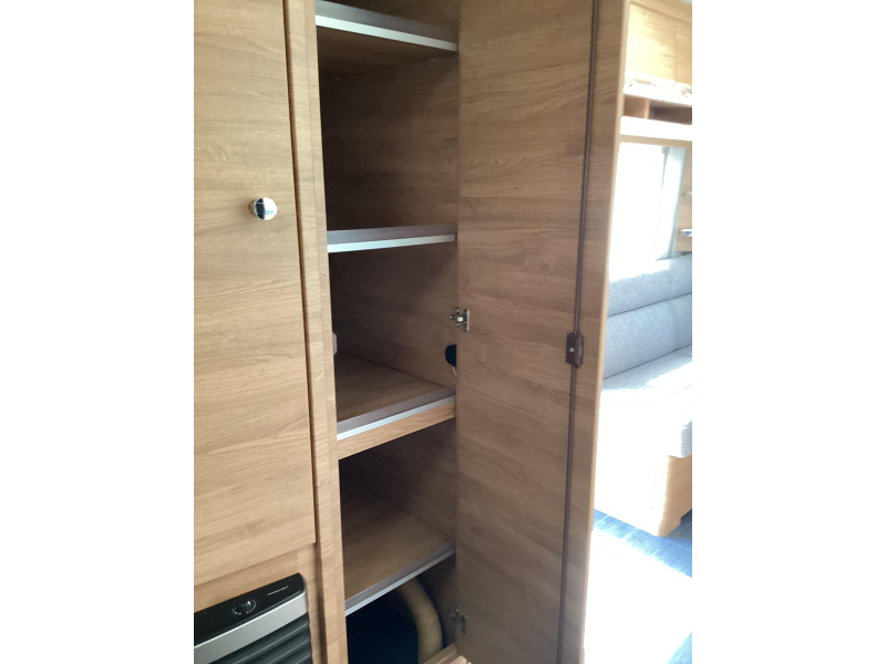 Tabbert Da Vinci 490 TD Mover/underfloor heating photo: 19