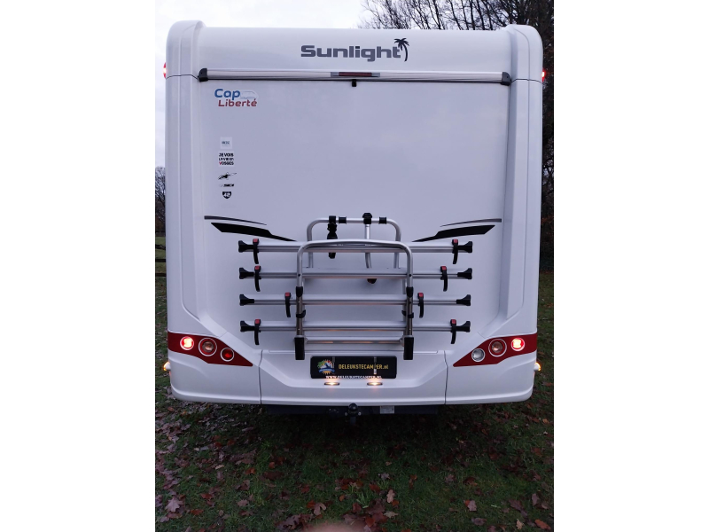 Sunlight T 68 met trekhaak  foto: 21