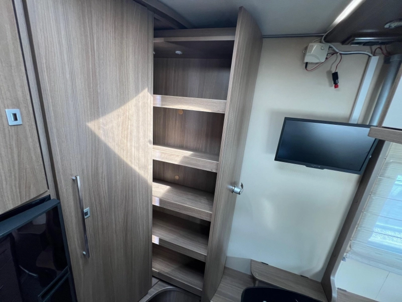 Challenger Prium XL FULL OPTIONS | Levelsyst.  foto: 7
