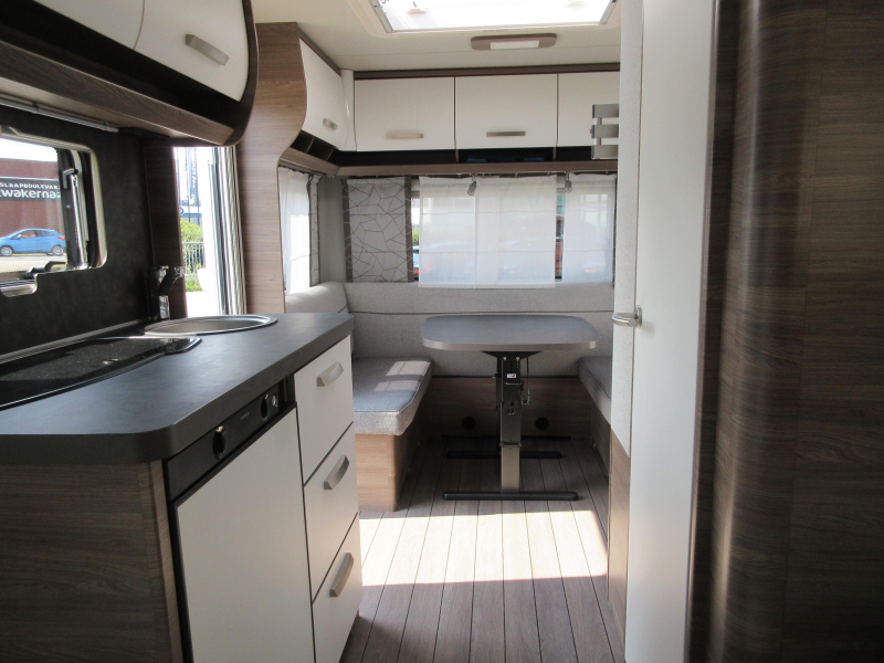 Knaus Sport Silver Selection 460 EU MET MOVER EN VASTE LUIFEL  foto: 3