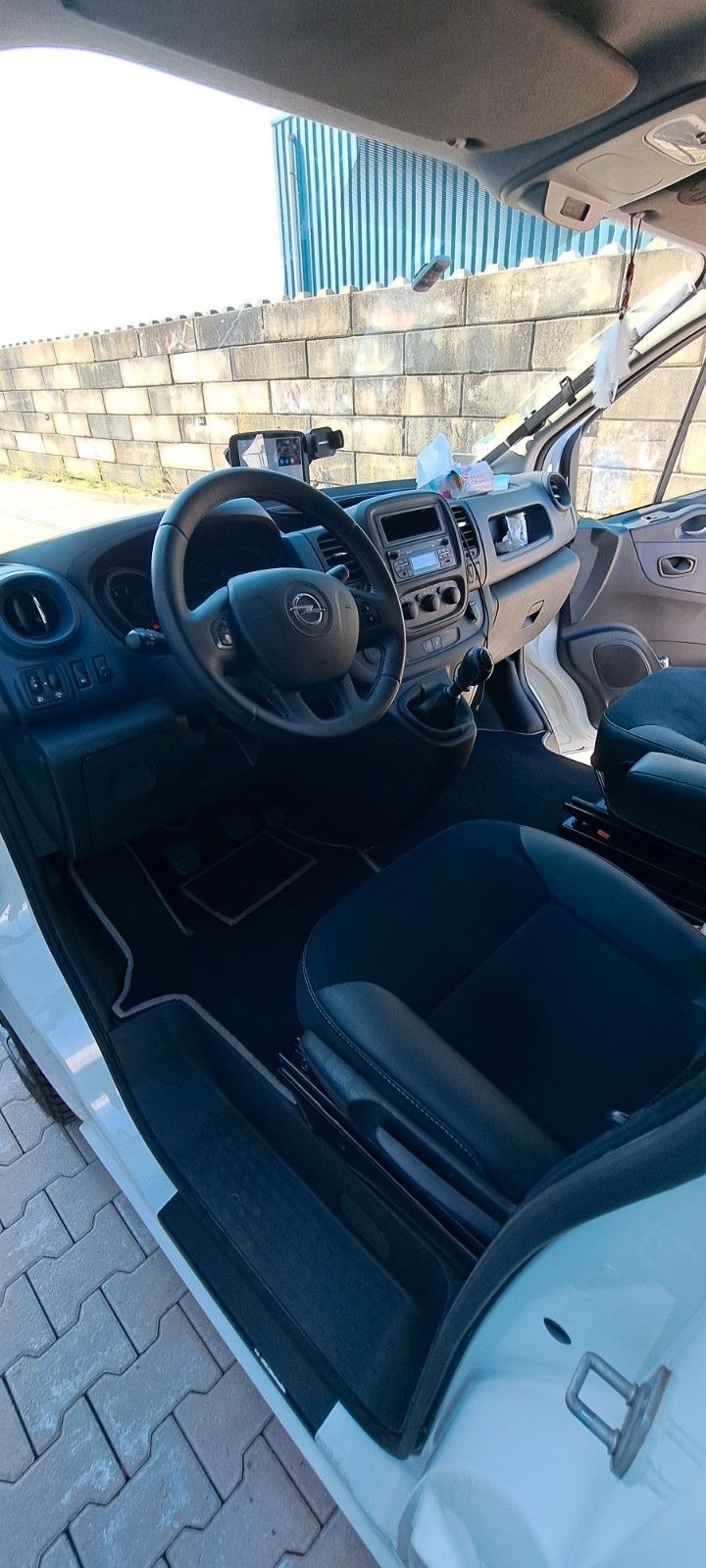 Opel Vivaro L2H2 foto: 12