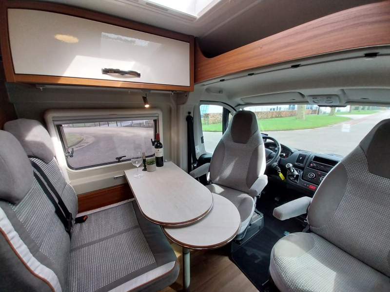 Globecar Roadcamp R met een lengte van 560cm  foto: 3