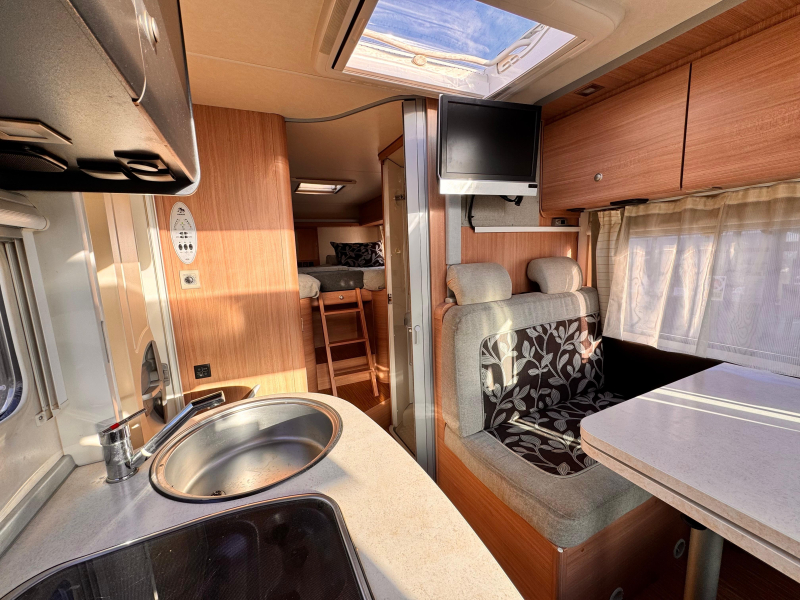 Knaus Van TI 600 ME TV SAT CAMERA 150pk Zonne  foto: 10