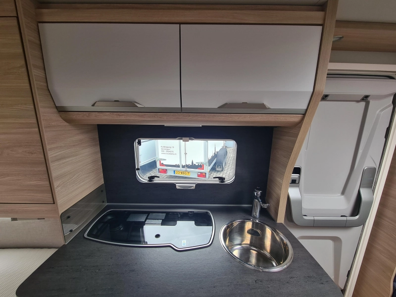 Knaus Sudwind 460 EU  foto: 8