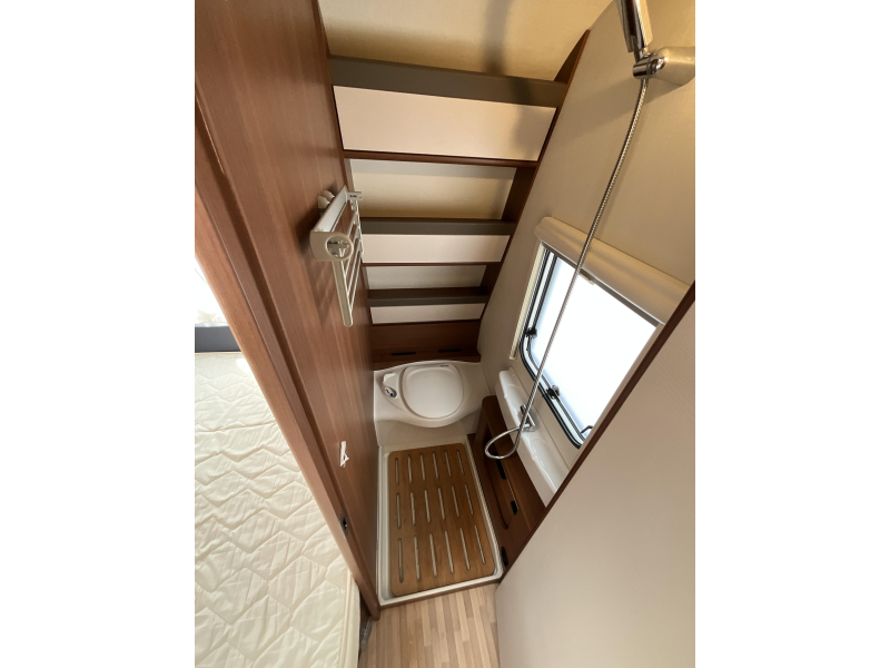 LMC Vivo 520 K STAPELBED-MOVER-VOORTENT  foto: 9