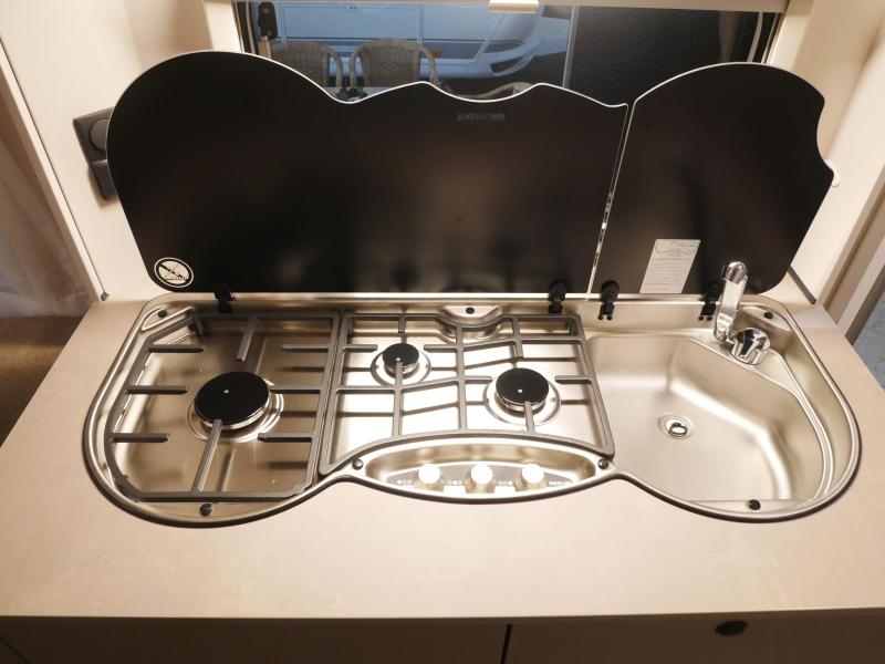 LMC Sassino 470 K 2025  foto: 12