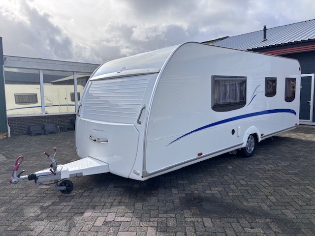 BUERSTNER BELCANTO 590 TL foto: 3