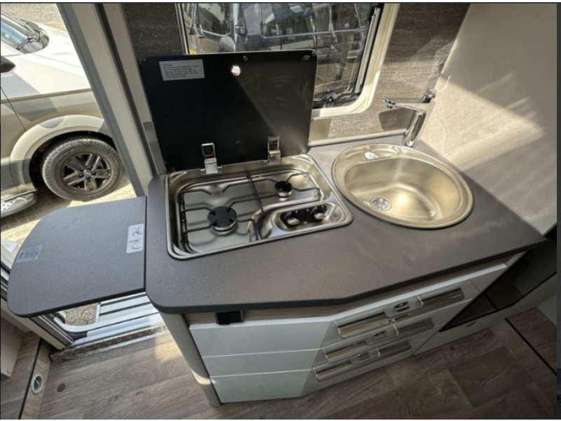 Hymer Exsis-T 580 PURE 2-APARTE BEDDEN-AUTOMAAT  foto: 2