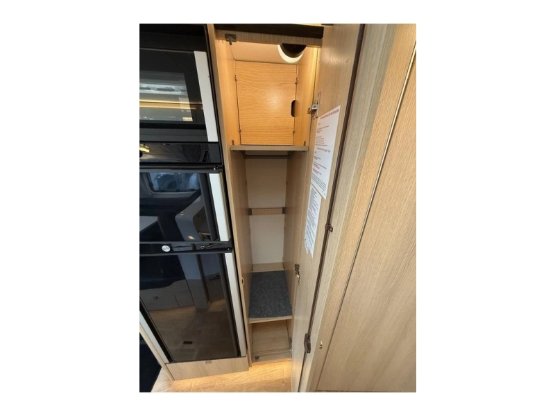 Hymer B ML I 780 Kastjes, geen hefbed, vol  foto: 14