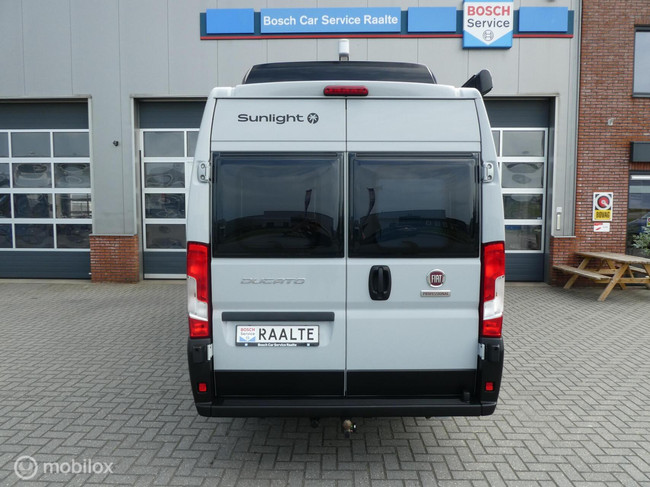 Sunlight Hymer Cliff 640 Adventure Edition Autom&aacute;tico foto: 3