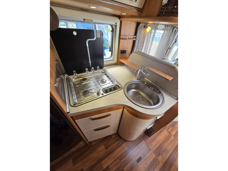 Hymer B 588 in top staat 2014  foto: 16
