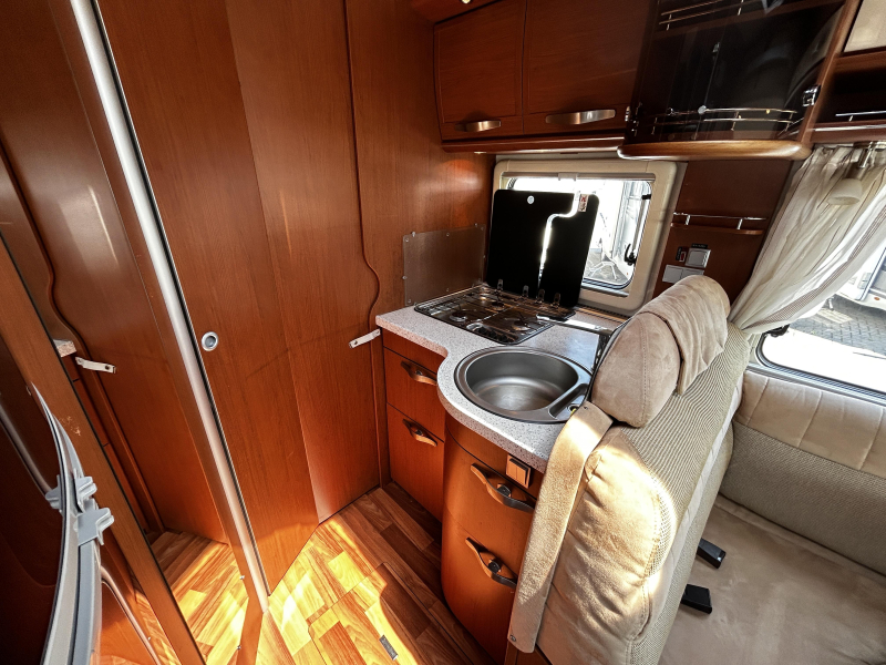 Hymer B594 Dwarsbed/Hefbed/2011/6.9M  foto: 12