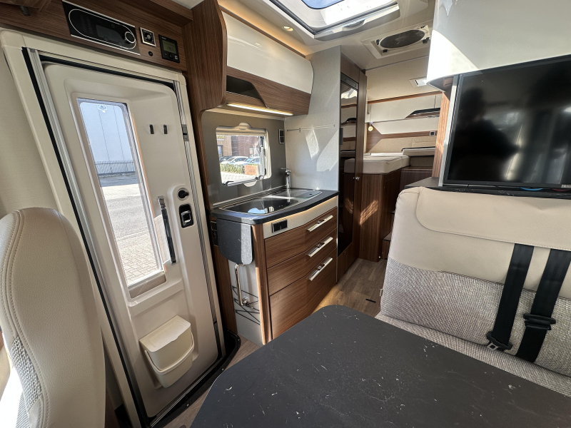 Hymer B 580 MCI Mercedes ALKO Automaat  foto: 6
