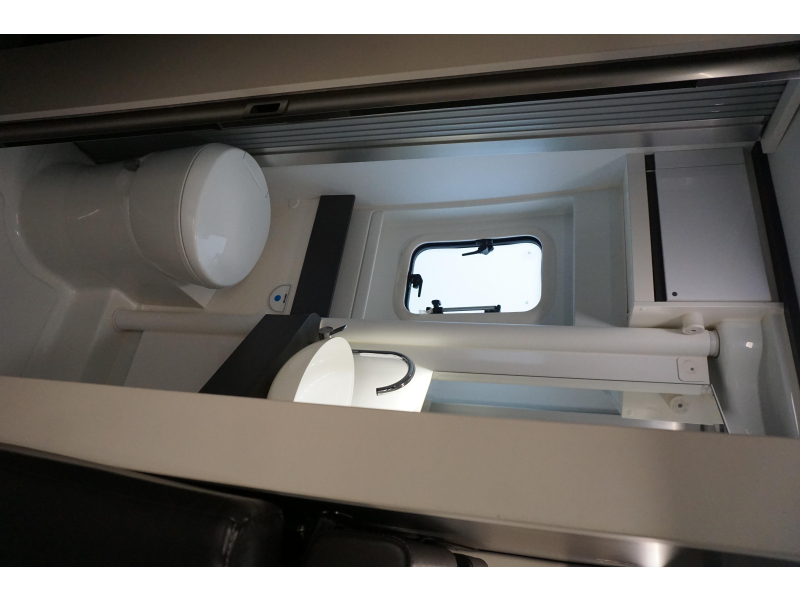 Adria Twin Supreme 640 SLB Automatic photo: 16