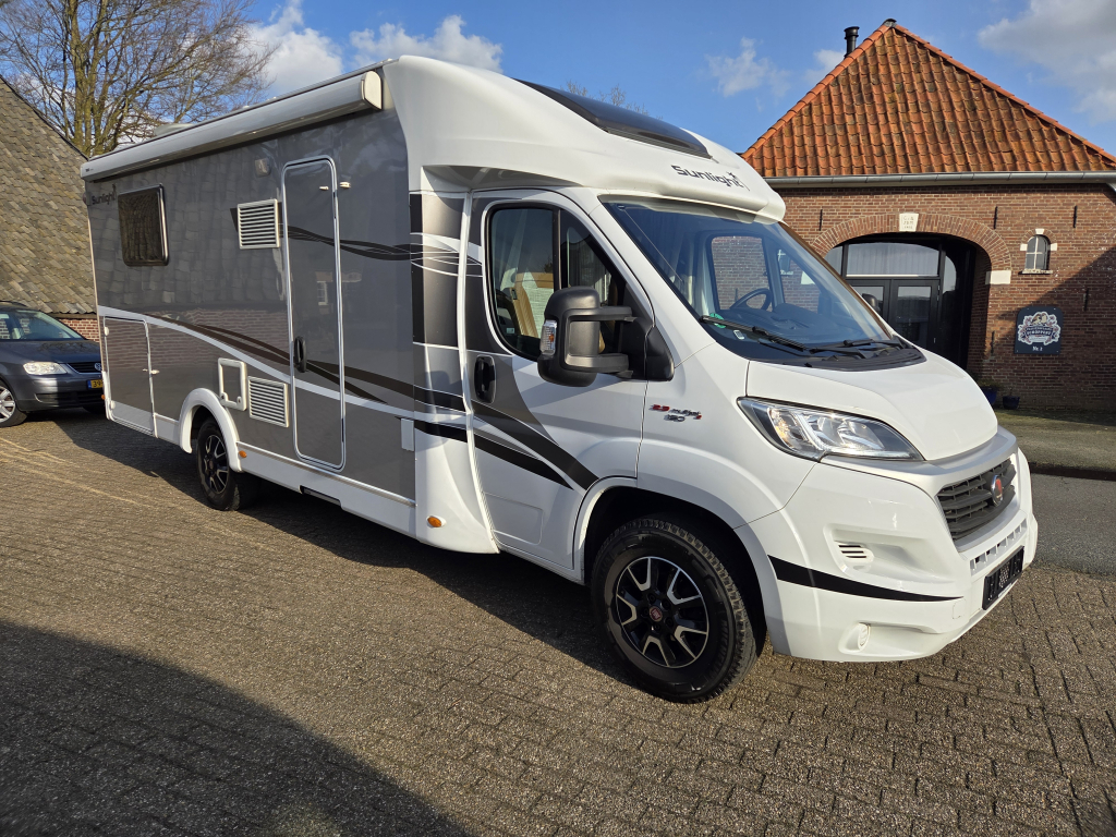 Sunlight T69i 2018 Fiat 150 PS Queensbett Foto: 0