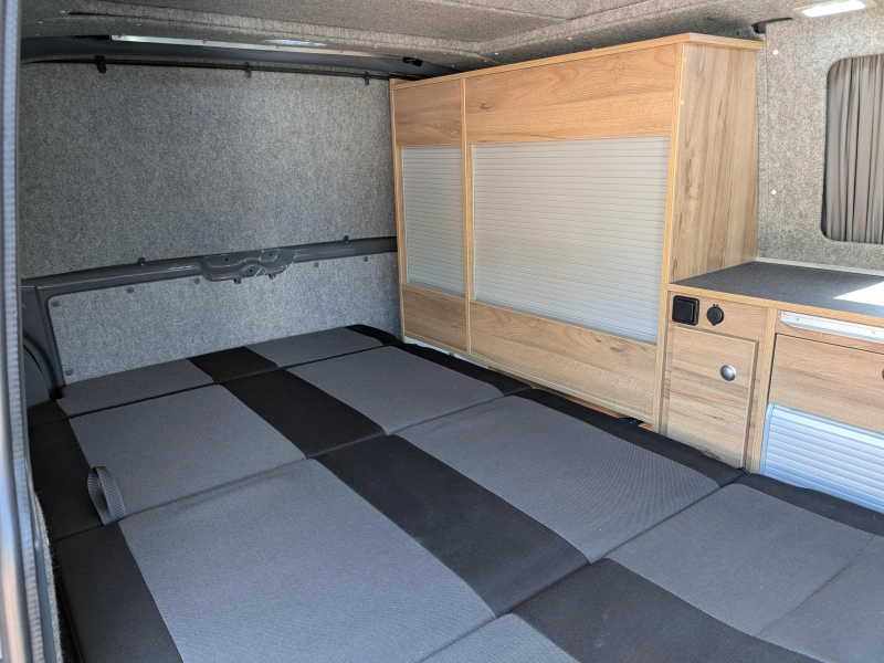 Volkswagen T6 DSG Pure Grey 150PK DSG Aut  foto: 16