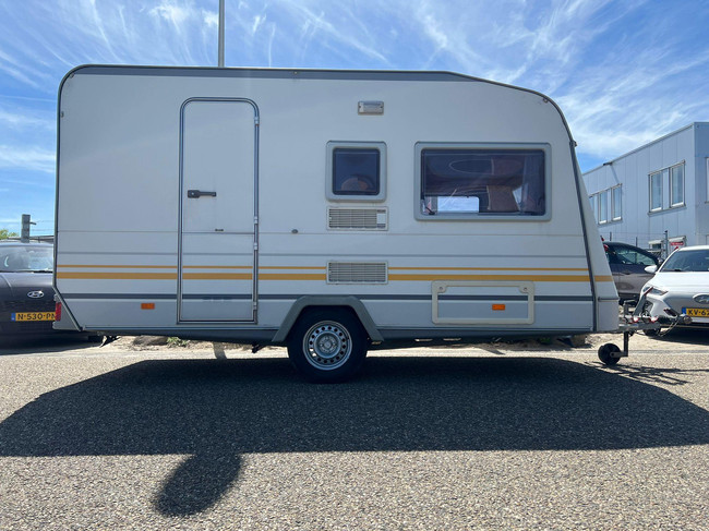 Knaus Sudwind 470 | Fietsenrek | Dinette | Luifel | Kachel foto: 3