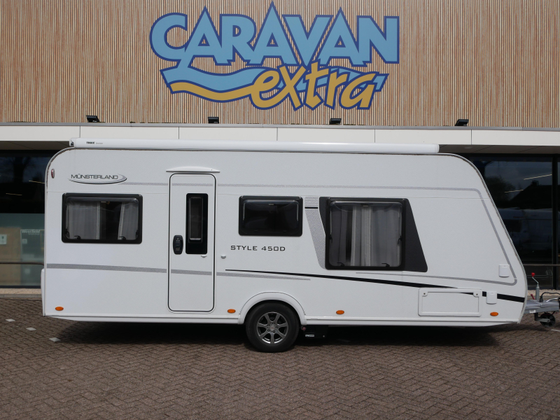 LMC Style 450 D Incl. Mover en luifel  foto: 1