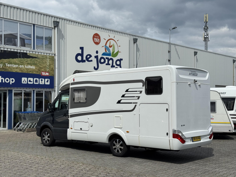 Hymer ML-T 580 - lits jumeaux photo: 1