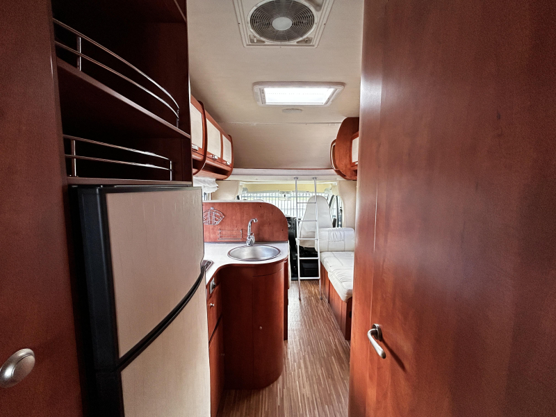 P.L.A. Camper Plasy 491 Dwarsbed/Euro-5/2013/7.2m  foto: 7
