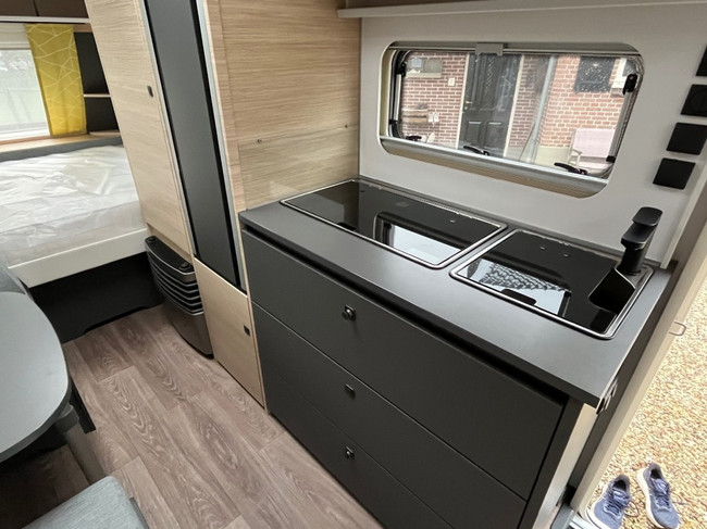 Fendt Apero 495 Skm Etagenbett, Mover, Neuwertig!! Foto: 9