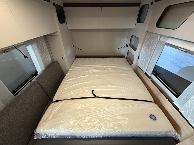 Knaus Yaseo 340 PX cama de pared / compacta foto: 12