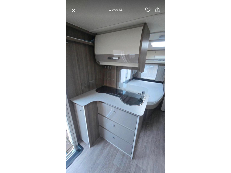 Fendt Tendenza 495 SFR rondzit - middenkeuken  foto: 8