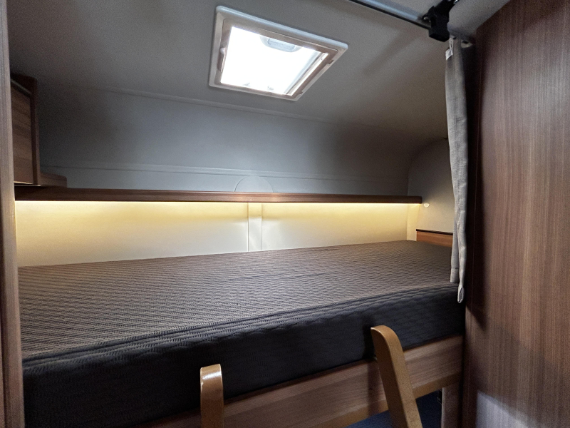 Weinsberg CaraHome Ruime alkoof/Euro-6/6.5m  foto: 16