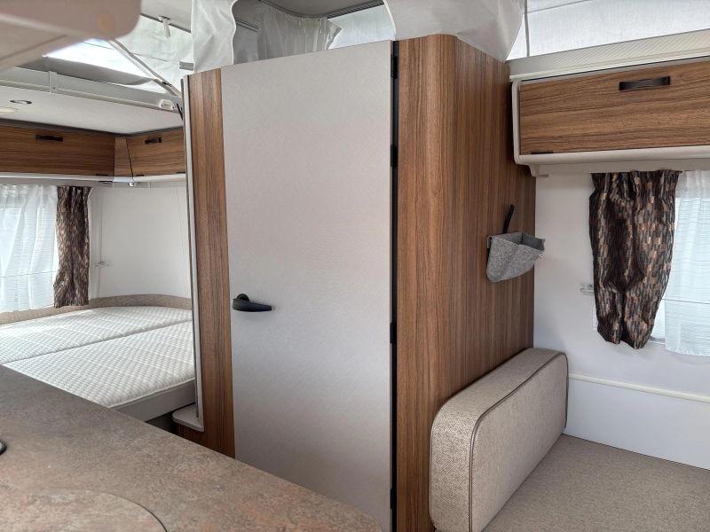 Eriba Touring 550 Legend Ventura Silver photo: 5
