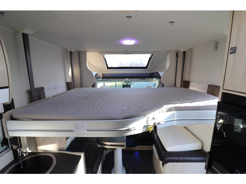 Chausson Titanium 738 XLB QUEENSBED + LIFT-UP BED photo: 20