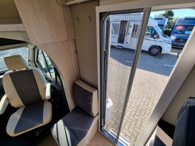 Bürstner Lineo T 620 Ford foto: 14