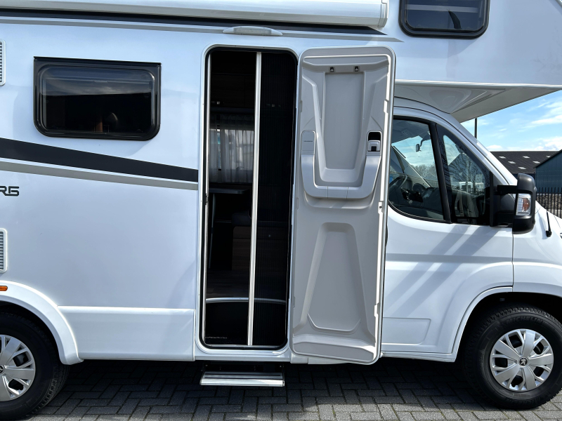 Weinsberg CaraHome Ruime alkoof/Euro-6/6.5m  foto: 6