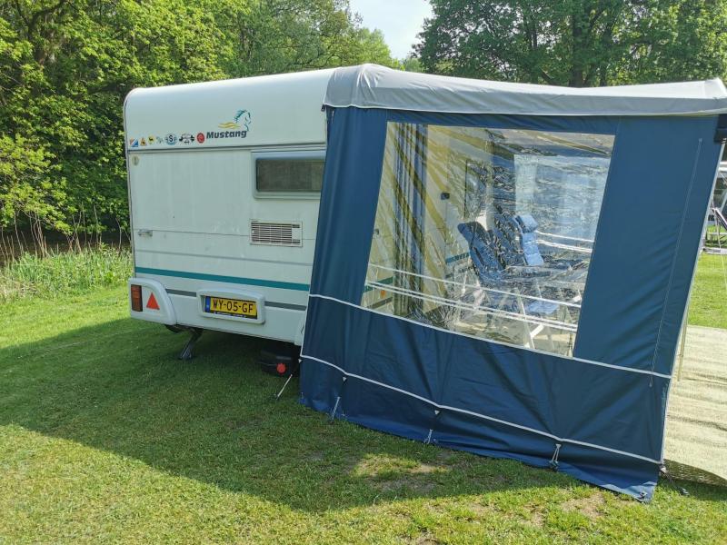 Knaus Mustang 350 + BOVAG-2024 + luifel  foto: 16