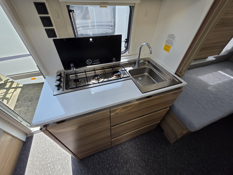 Adria Altea 492 UL Rondzit enkele bedden '18  foto: 16