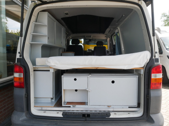 Volkswagen T5 Transporter, Basis Camper, Camper Gekeurd, Inruiler foto: 14