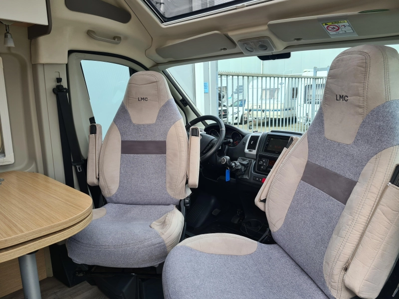 LMC Innovan 600 Skyroof - medio sept/okt  foto: 4