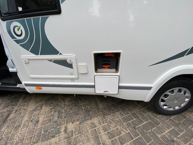 Chausson 697 S First Line 2.0 COMPACT ENKELE BEDDEN XXL GARAGE foto: 6