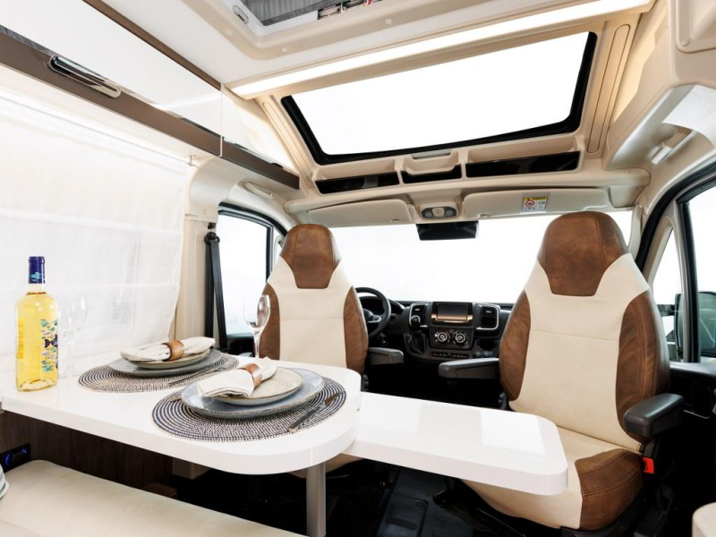 Benimar Benivan 160 EX NU MET €10.000 KORTING  foto: 2