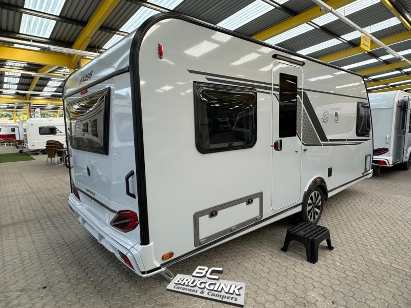 Knaus Sudwind 60 Years 500 FU Franz&ouml;sisches Bett Campovolo grau Foto: 1