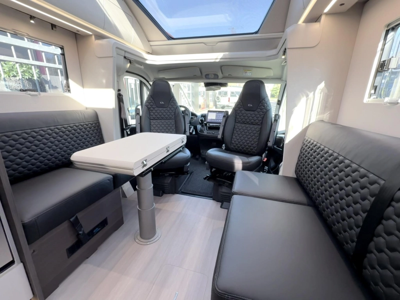 Adria Coral Supreme 670 DL - 180 PK photo : 9