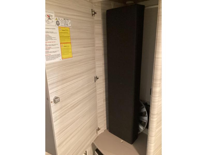 Dethleffs C'Joy Active 480 QLK stapelbed  foto: 16