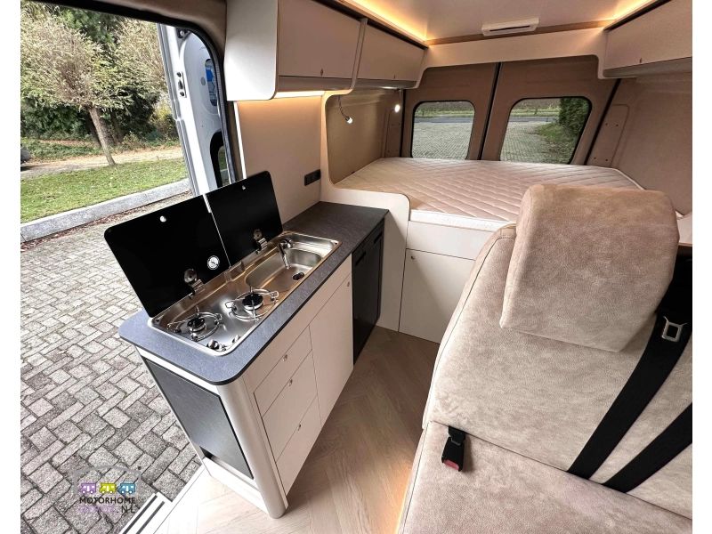 Peugeot Boxer 600 Nieuw gebouwde camper  foto: 10