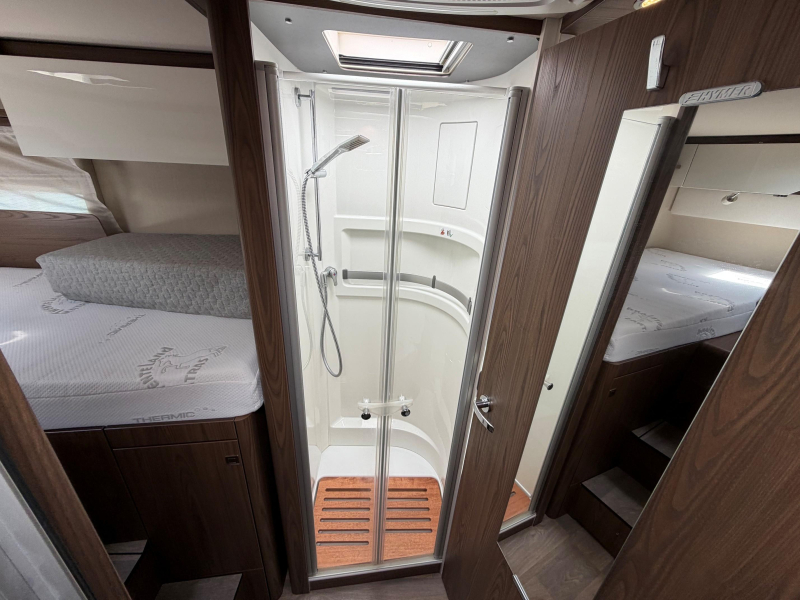 Hymer B ML I 780 LEVEL/2X AIRCO/LITHIUM  foto: 9